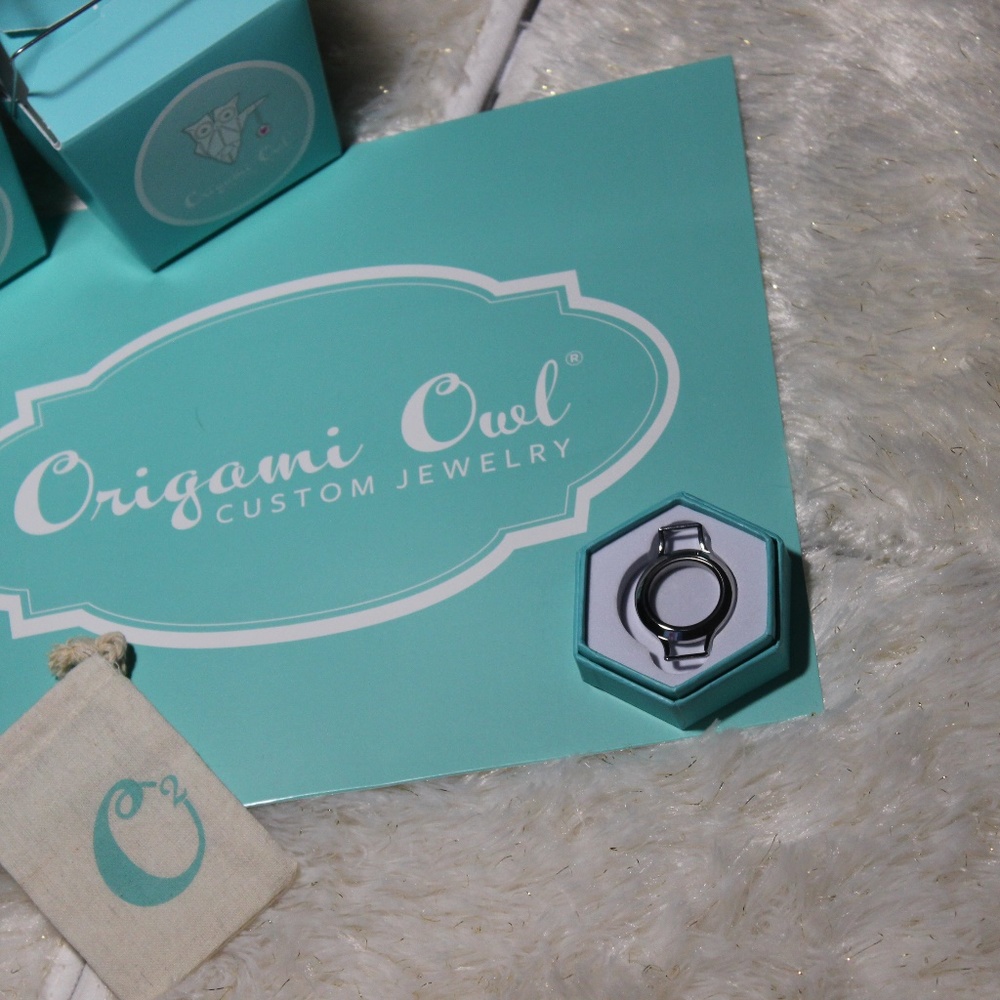 Mini Silver Floating Locket jewelry